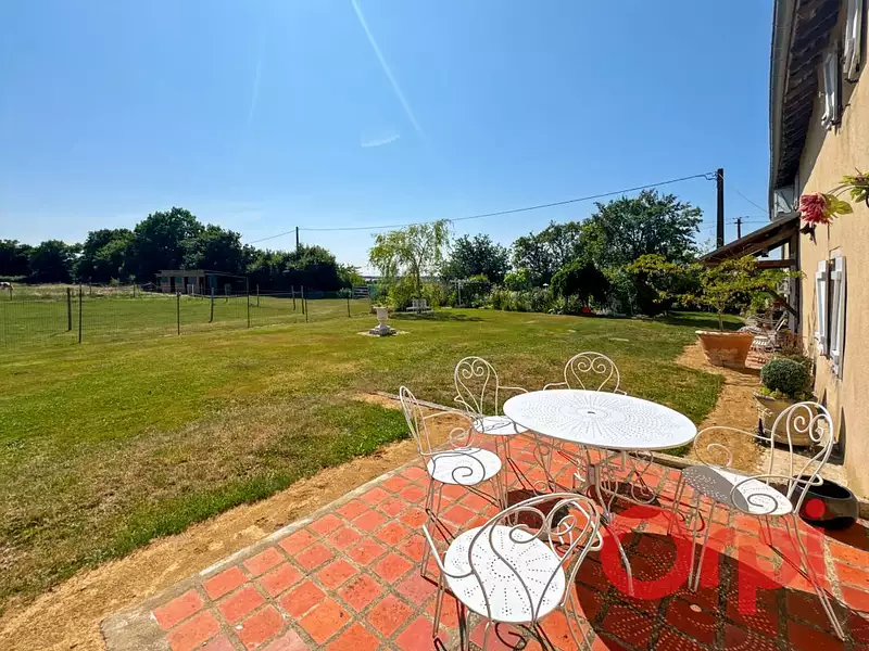 Maison, 266 m²