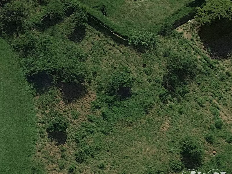Terrain, 1 300 m²