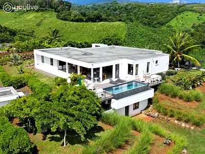 Maison, 381,15 m²