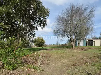 Terrain, 670 m²