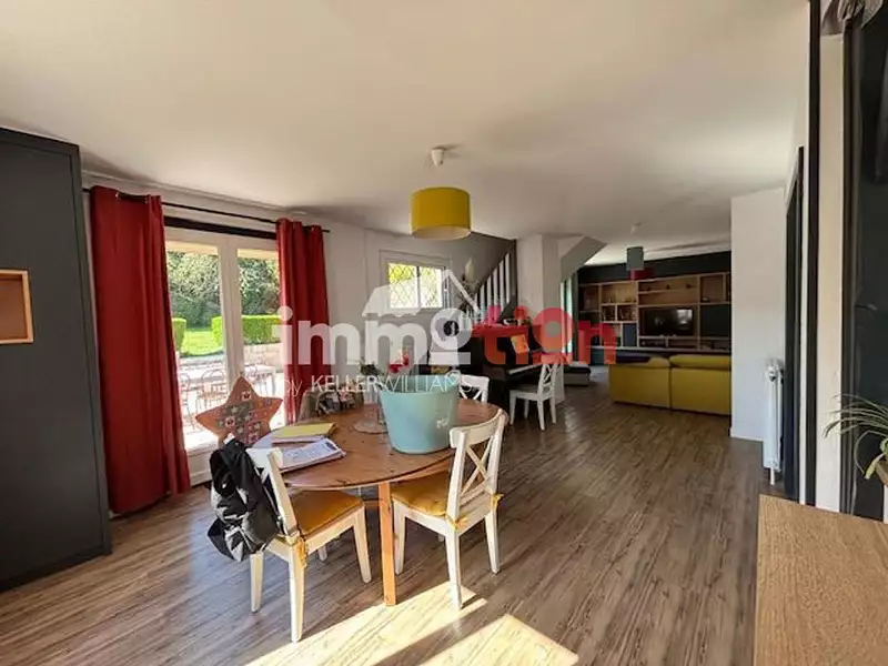Maison, 128 m²