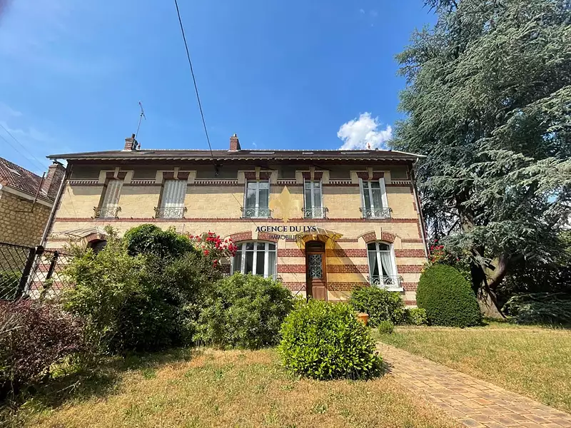 Maison, 239,6 m²