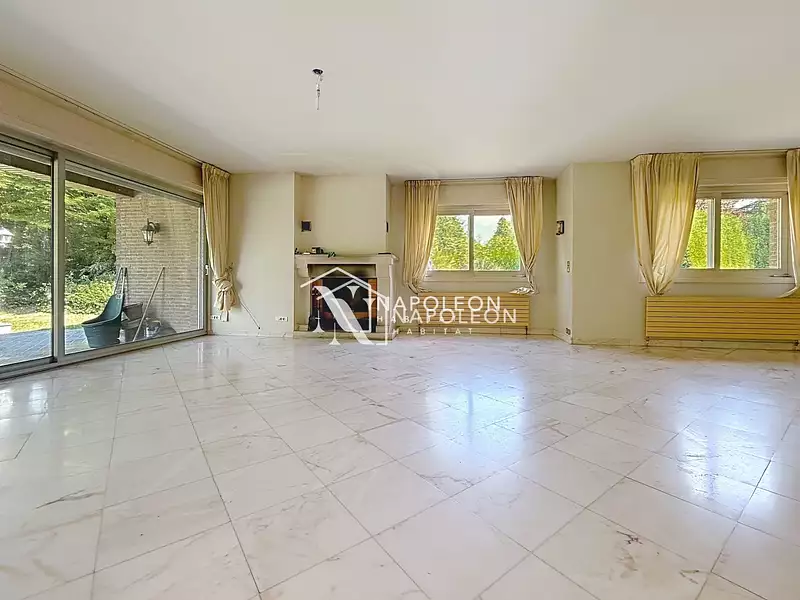 Maison, 218,06 m²