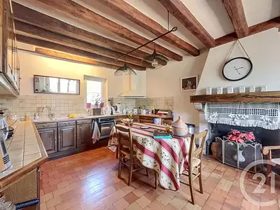 Maison, 255,6 m²