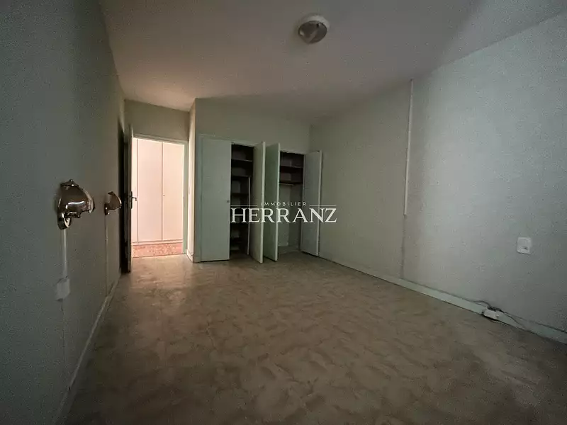 Immeuble, 285 m²