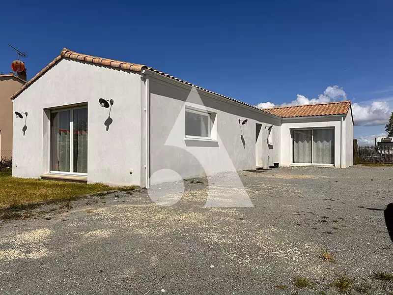 Maison, 104,79 m²