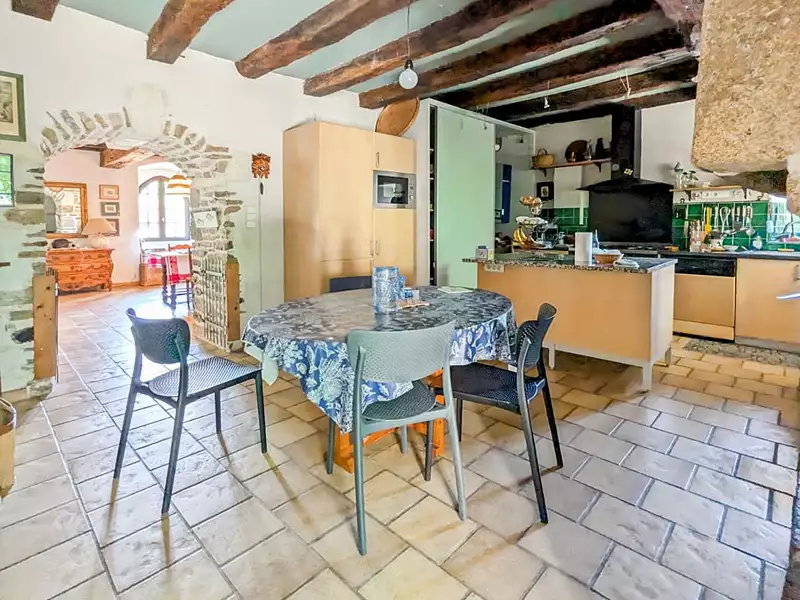 Maison, 253 m²