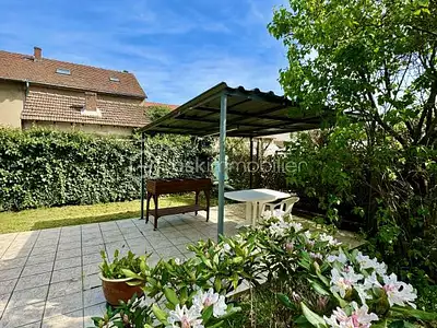 Maison, 168 m²