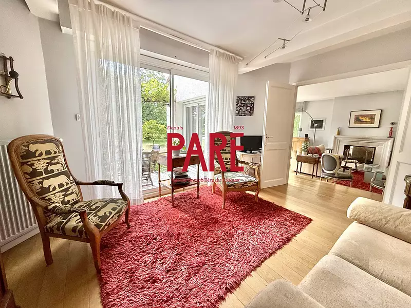 Maison, 235 m²