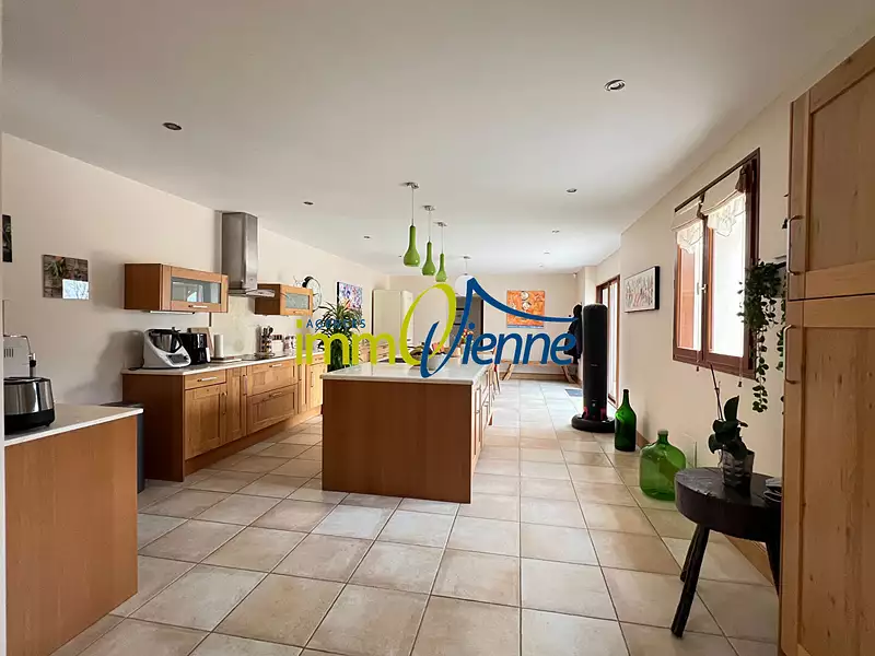 Maison, 189,66 m²