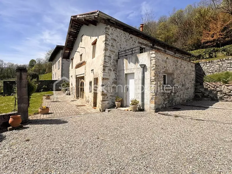 Maison, 473 m²
