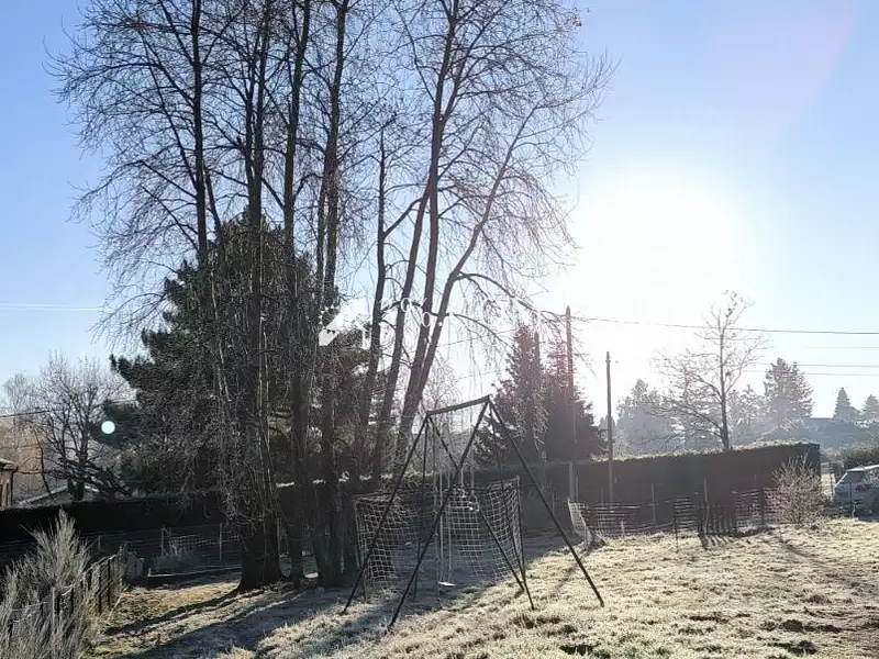 Terrain, 1 400 m²