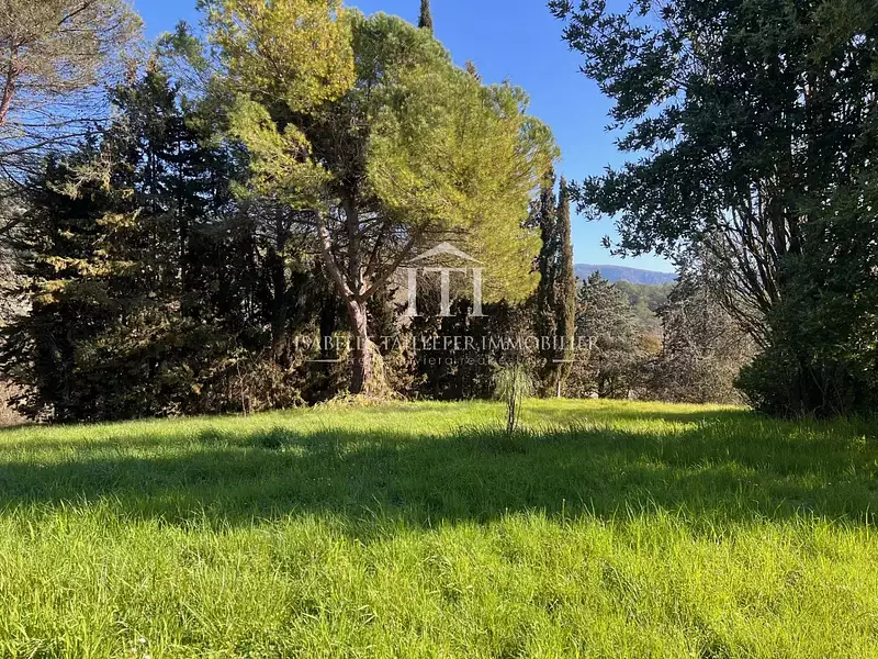 Maison, 196 m²
