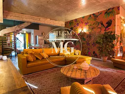 Maison, 1 046 m²