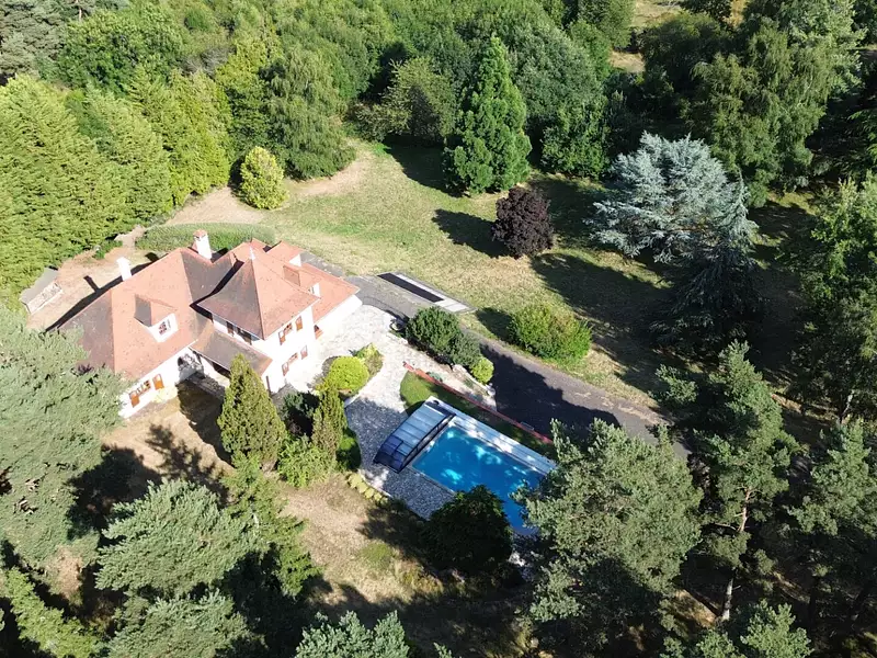 Maison, 251 m²