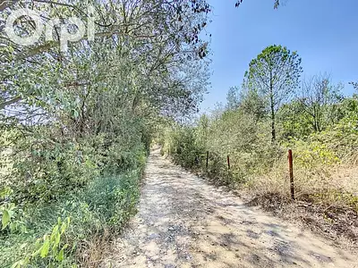 Terrain, 3 880 m²