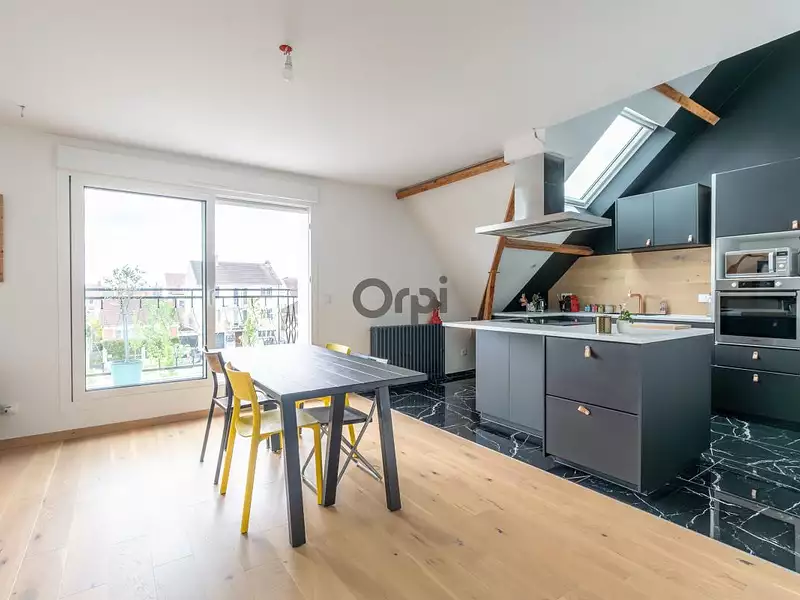 Maison, 253 m²