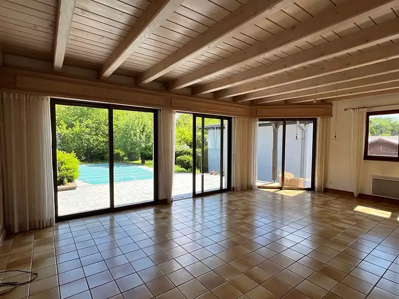 Maison, 169 m²