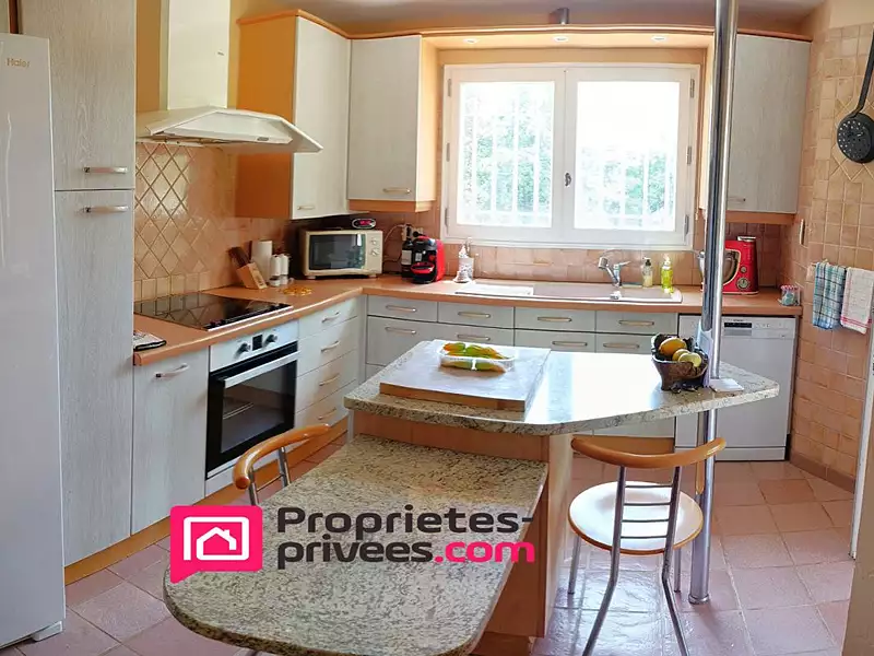 Maison, 165 m²