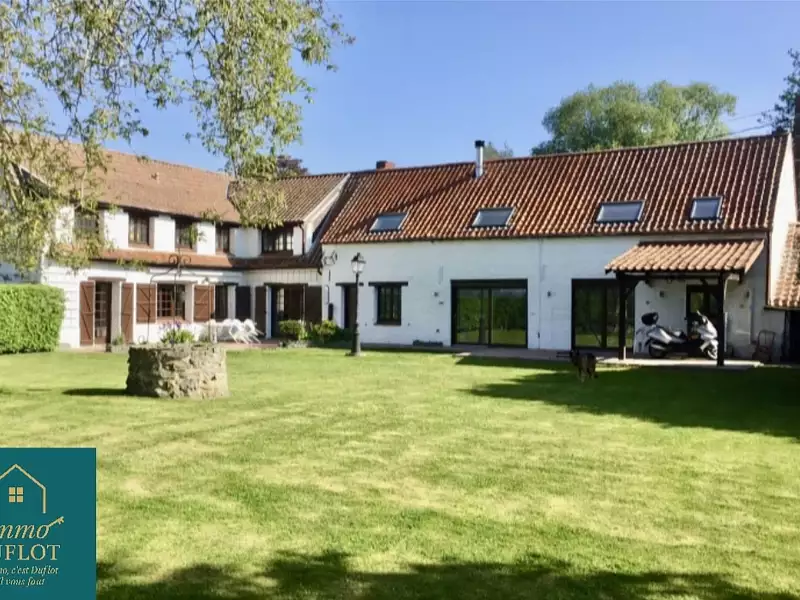 Maison, 317 m²