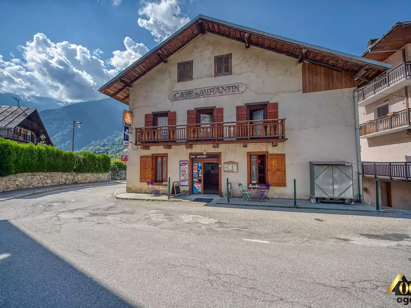 Maison, 257 m²