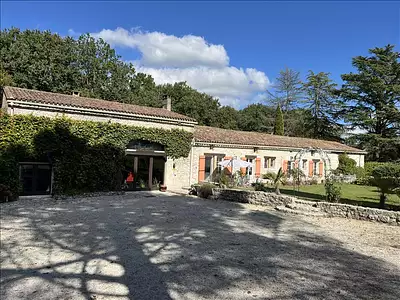 Maison, 310 m²