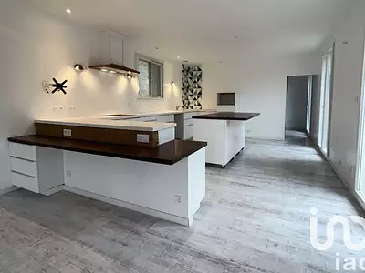 Maison, 186 m²