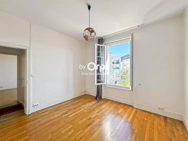 Appartement, 93 m²