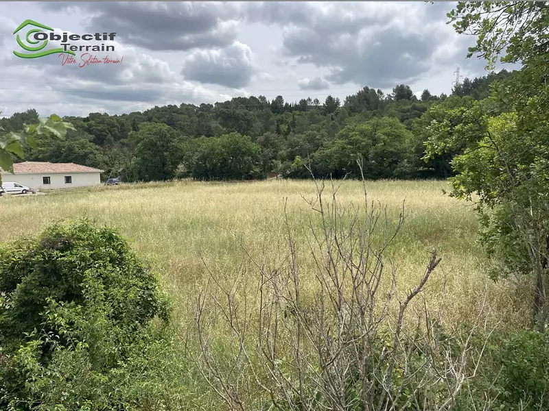 Terrain, 2 341 m²