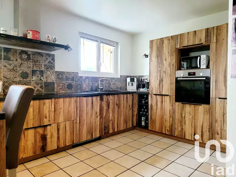Maison, 210 m²