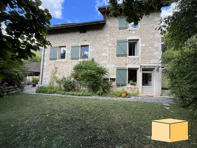Maison, 208,7 m²