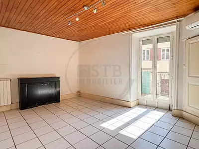 Immeuble, 135 m²