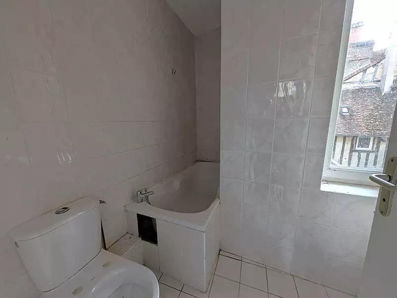 Immeuble, 166 m²
