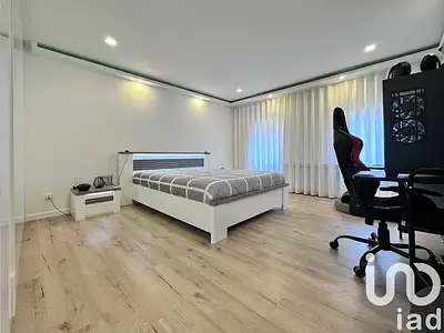 Maison, 200 m²