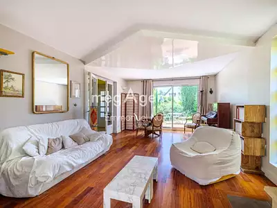 Maison, 168 m²