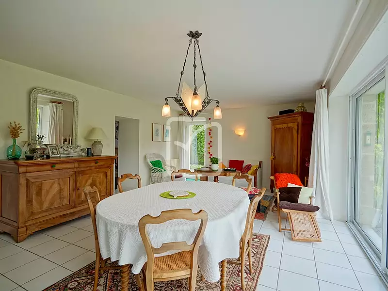 Maison, 165 m²