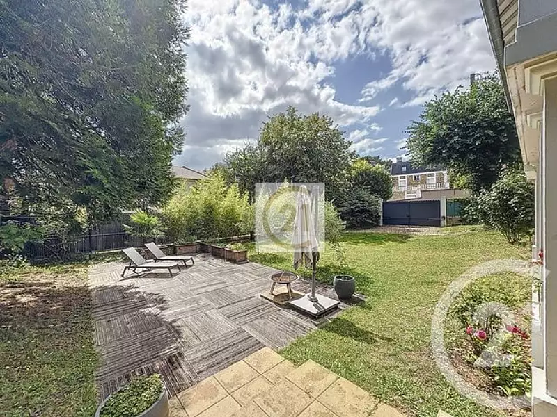 Maison, 237 m²