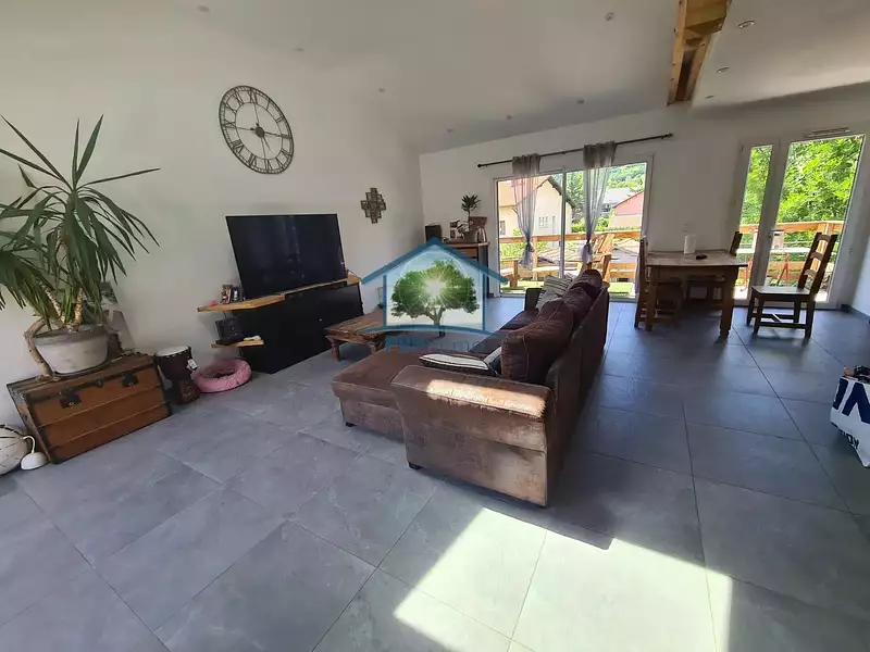Maison, 340 m²