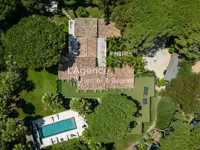 Maison, 540 m²