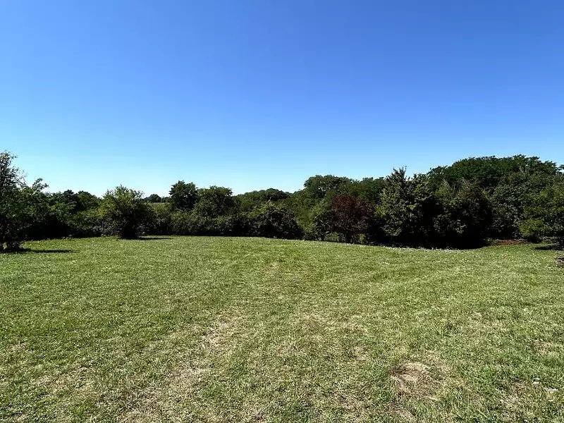 Terrain, 1 910 m²