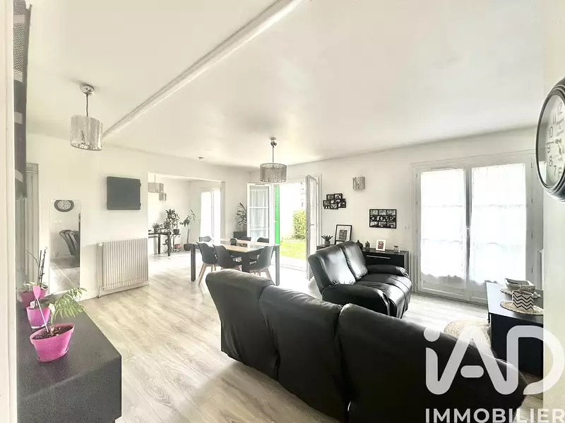 Maison, 122 m²