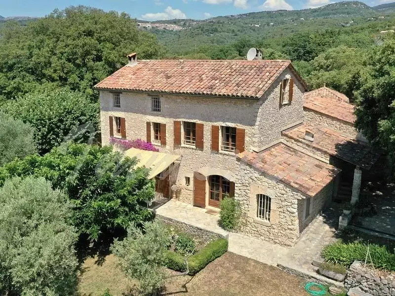 Maison, 180 m²