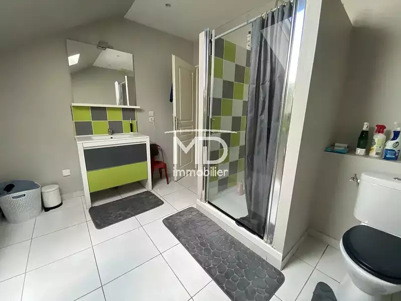 Maison, 229 m²