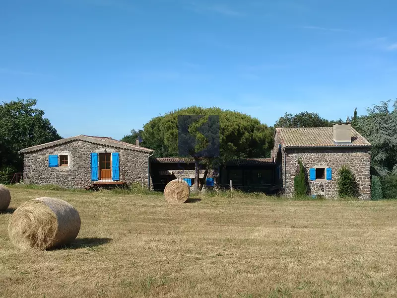 Maison, 263 m²