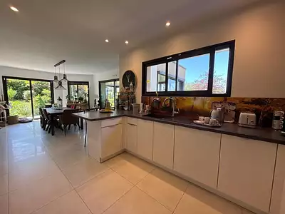 Maison, 143 m²