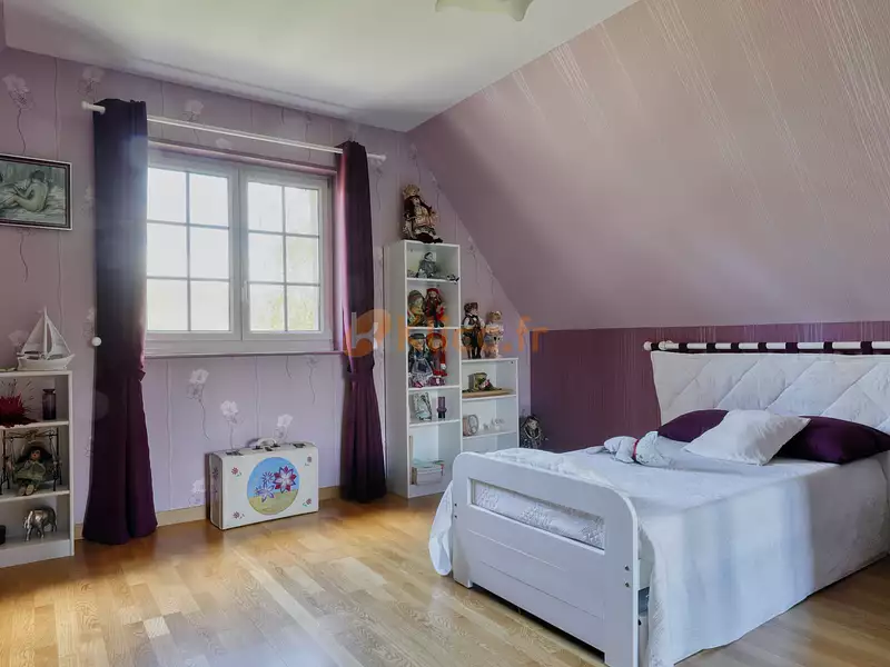 Maison, 210 m²