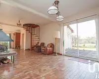 Maison, 230 m²
