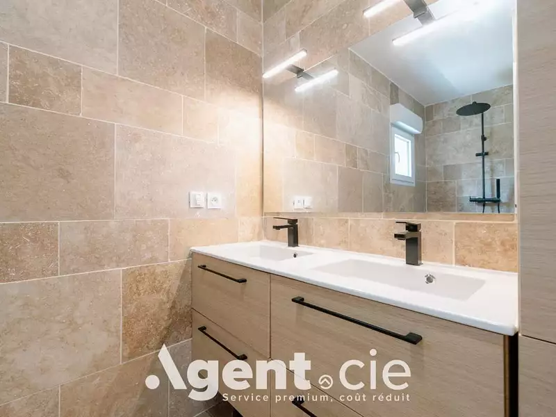 Maison, 149 m²