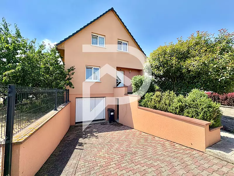 Maison, 115 m²