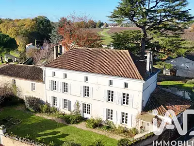 Maison, 335 m²
